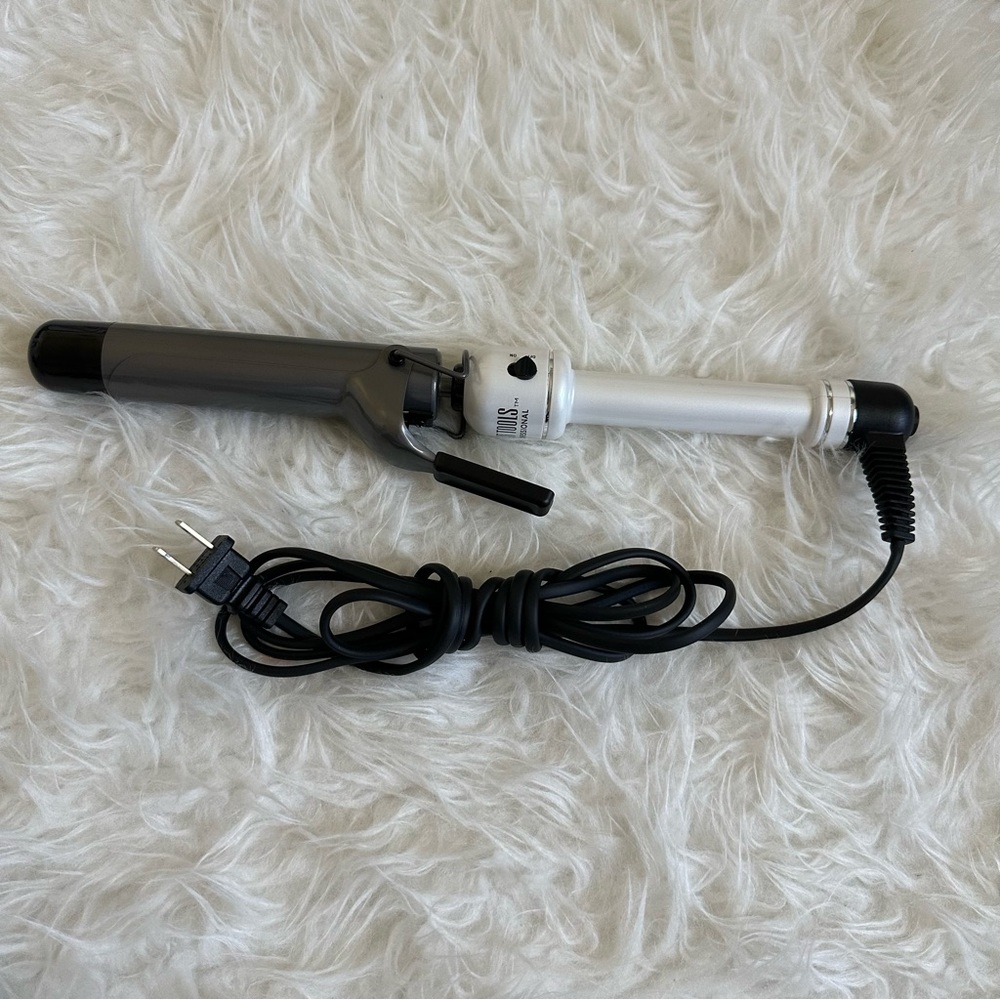 Hot Tools Pro Artist Nano Ceramic Curling Irons For Smooth, Shiny Hair 1-1/4"
